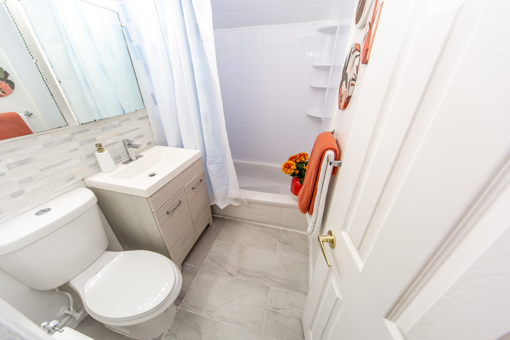 143-34-venetian-cres-north-york-41