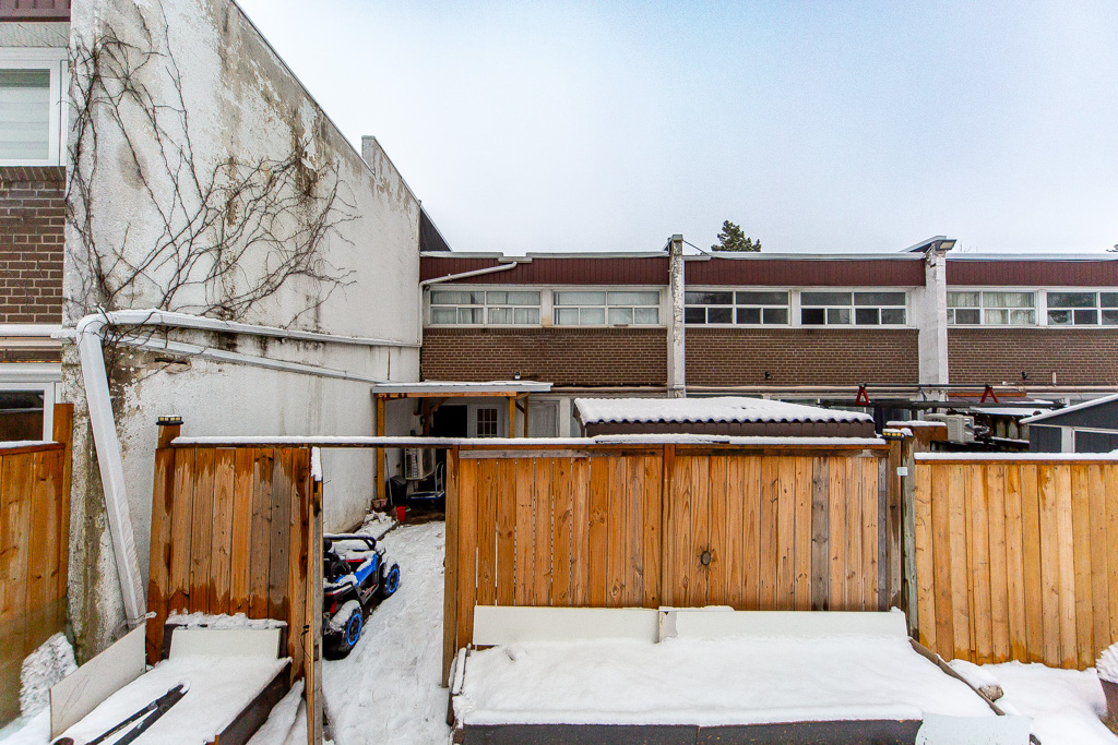 143-34-venetian-cres-north-york-43
