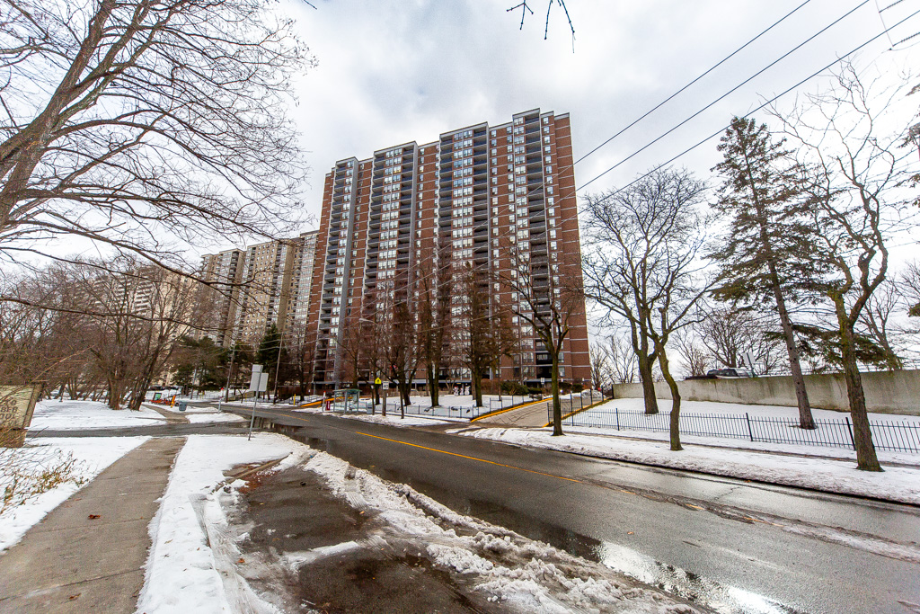 2106-85-emmet-ave-york-1