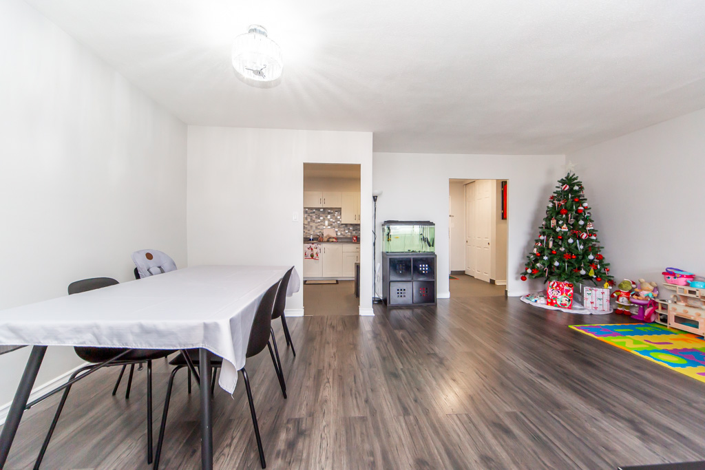 2106-85-emmet-ave-york-18