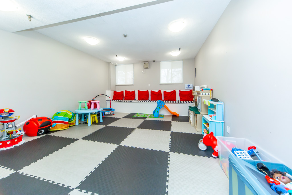 2106-85-emmet-ave-york-47