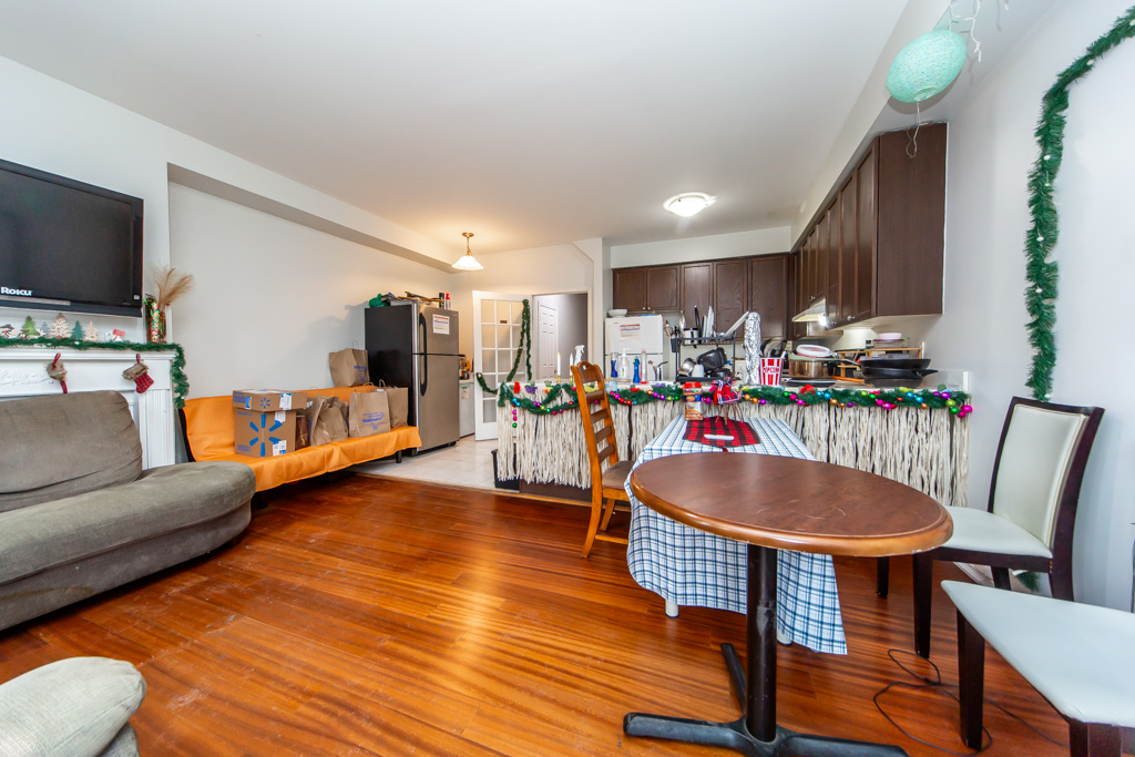 377-assiniboine-rd-north-york-14