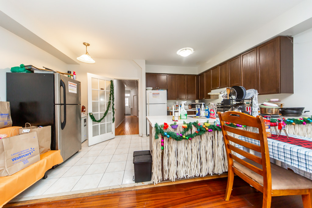377-assiniboine-rd-north-york-15