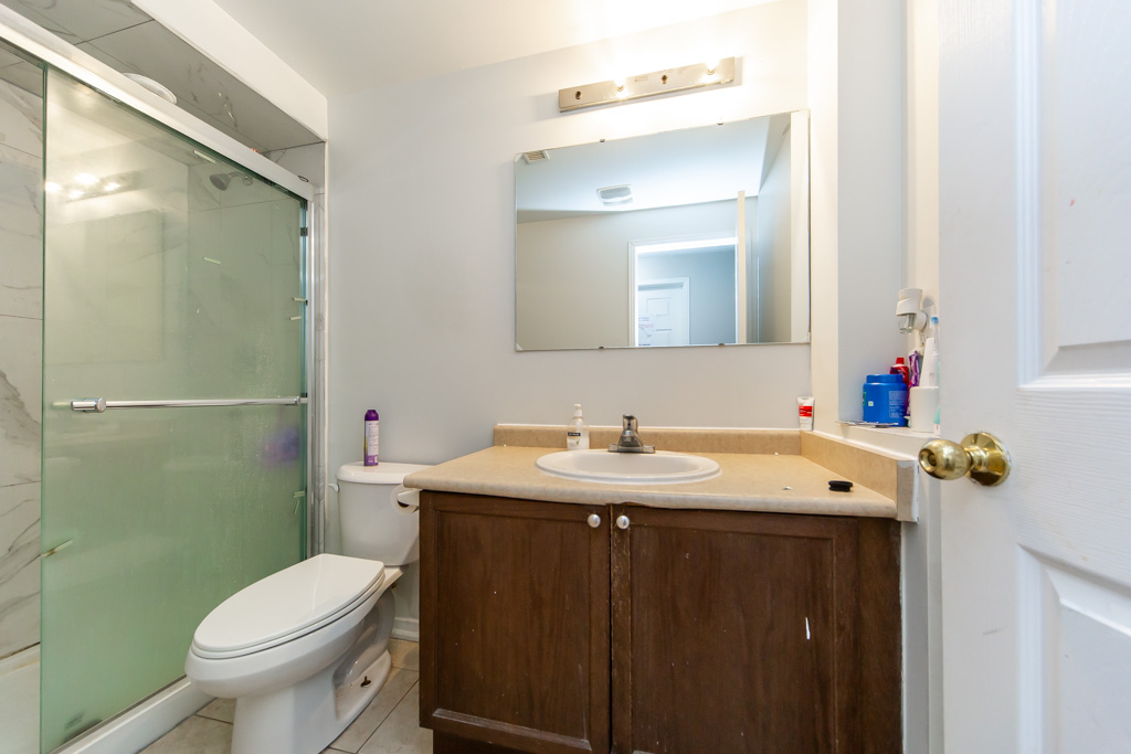 377-assiniboine-rd-north-york-35