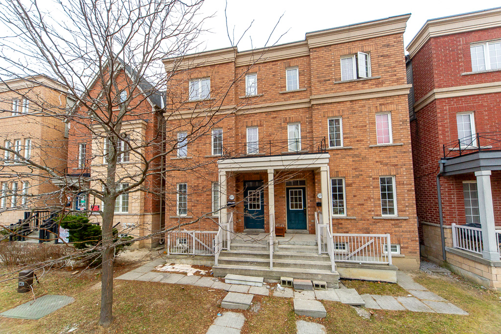 377-assiniboine-rd-north-york-6