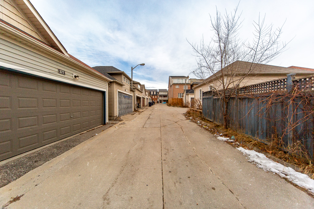 377-assiniboine-rd-north-york-61
