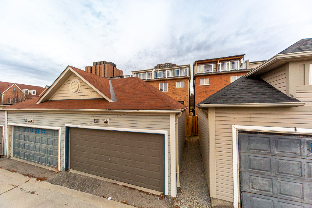 377-assiniboine-rd-north-york-62