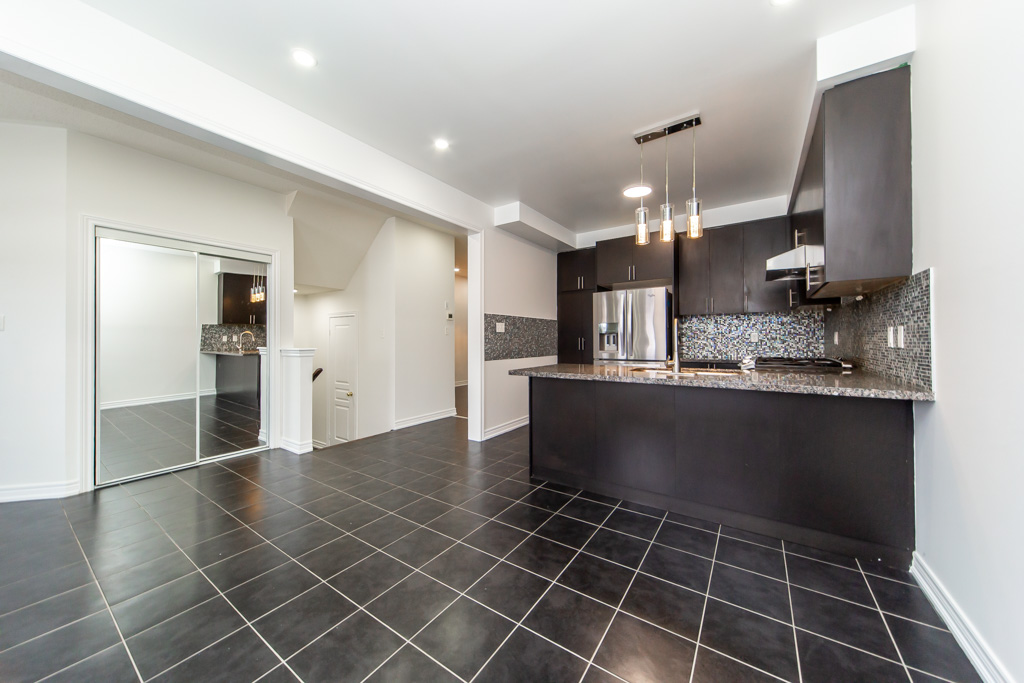 5355-tenth-line-w-mississauga-11