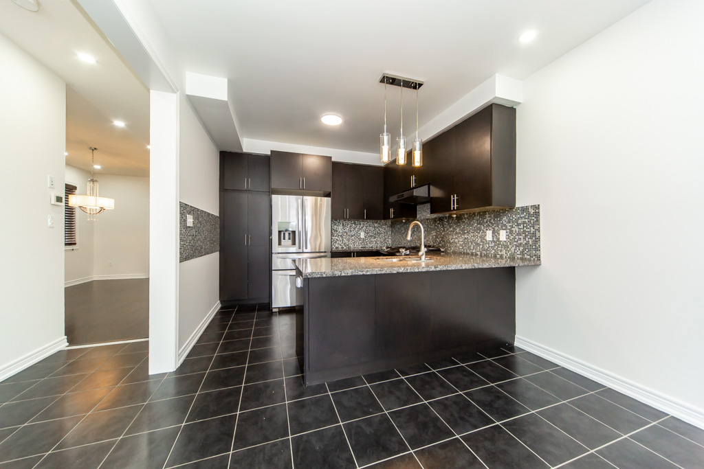5355-tenth-line-w-mississauga-12
