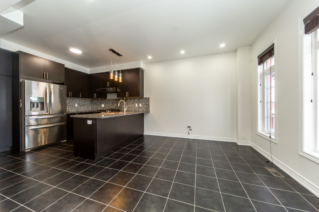 5355-tenth-line-w-mississauga-9