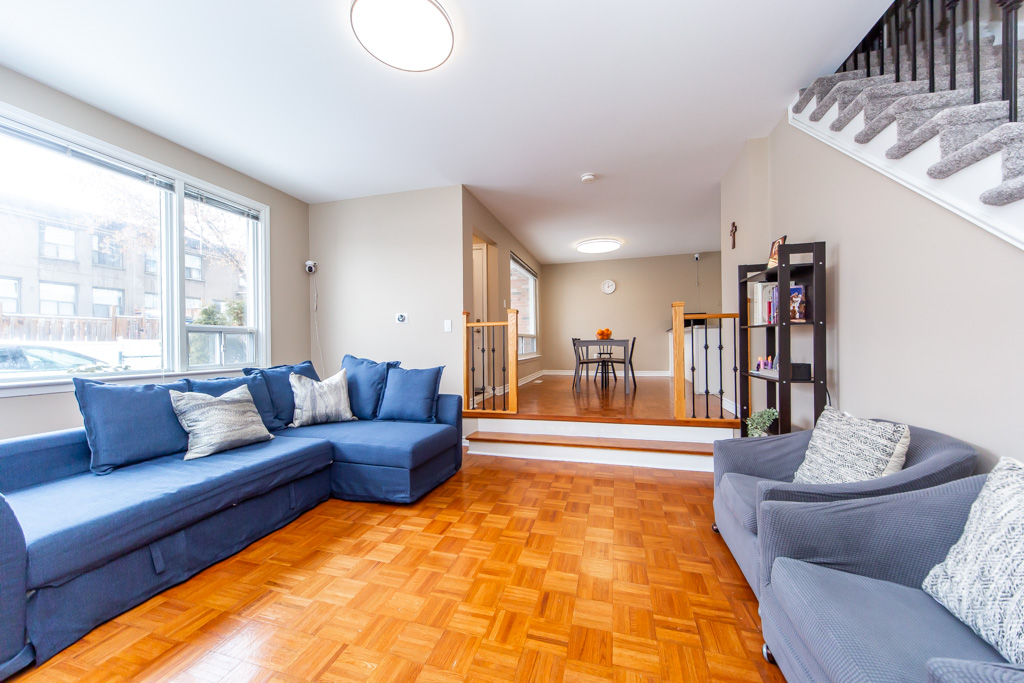 1-61-ardglen-dr-brampton-25