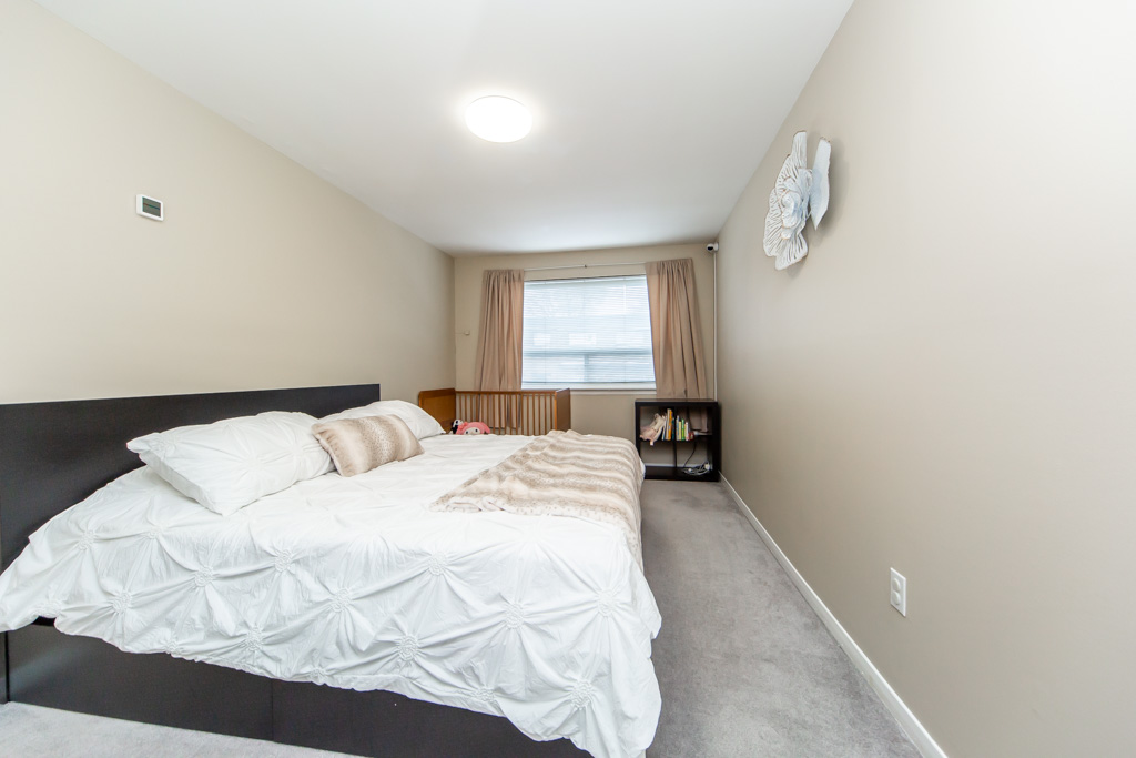 1-61-ardglen-dr-brampton-31