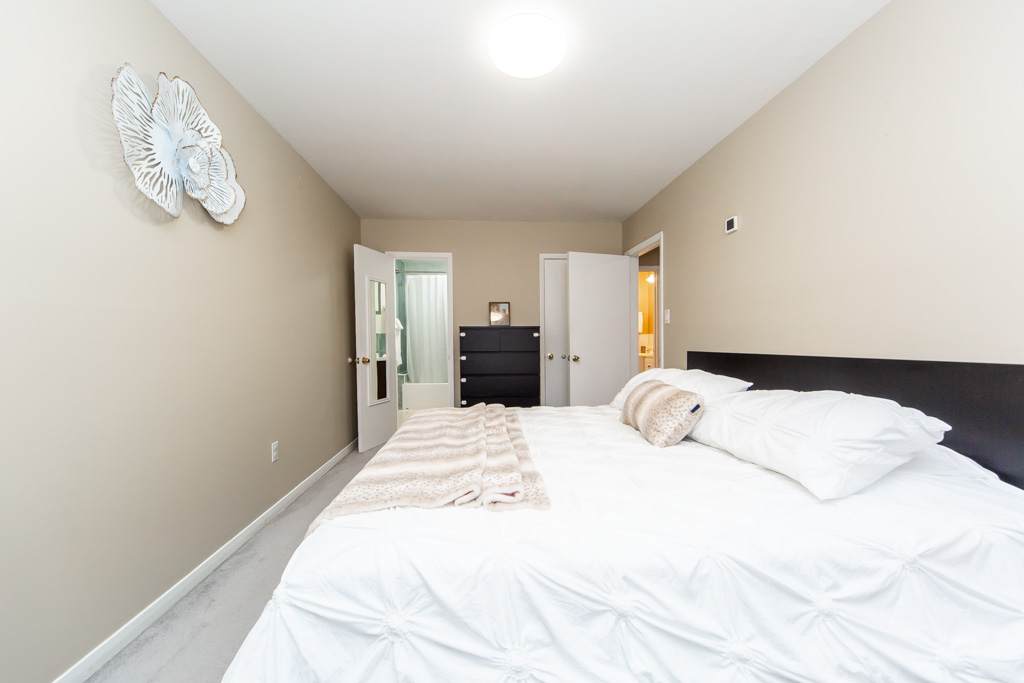 1-61-ardglen-dr-brampton-32