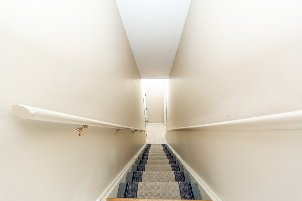 1-61-ardglen-dr-brampton-43