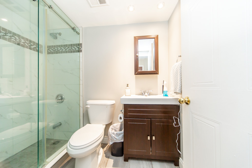 202-1665-pickering-parkway-pickering-28