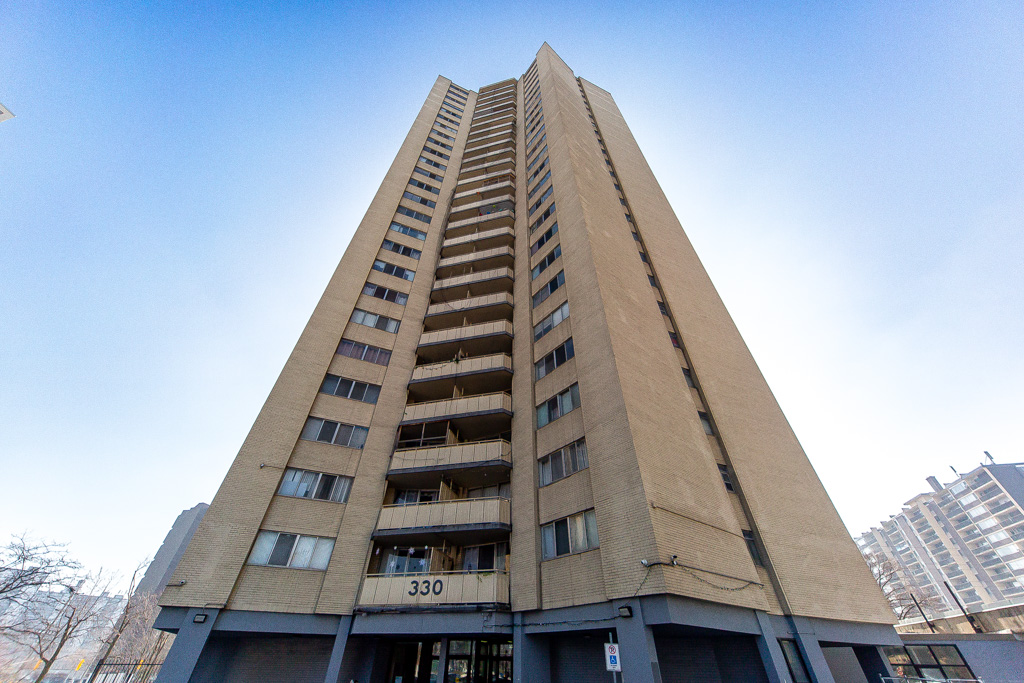 2101-330-dixon-rd-etobicoke-12