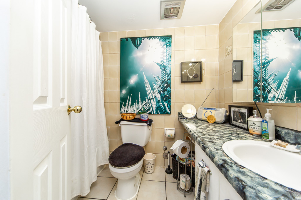 2101-330-dixon-rd-etobicoke-37