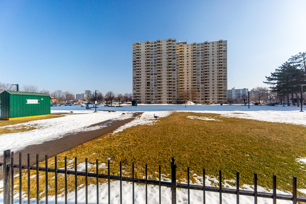 2101-330-dixon-rd-etobicoke-43