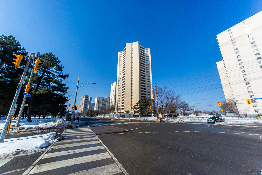 2101-330-dixon-rd-etobicoke-8