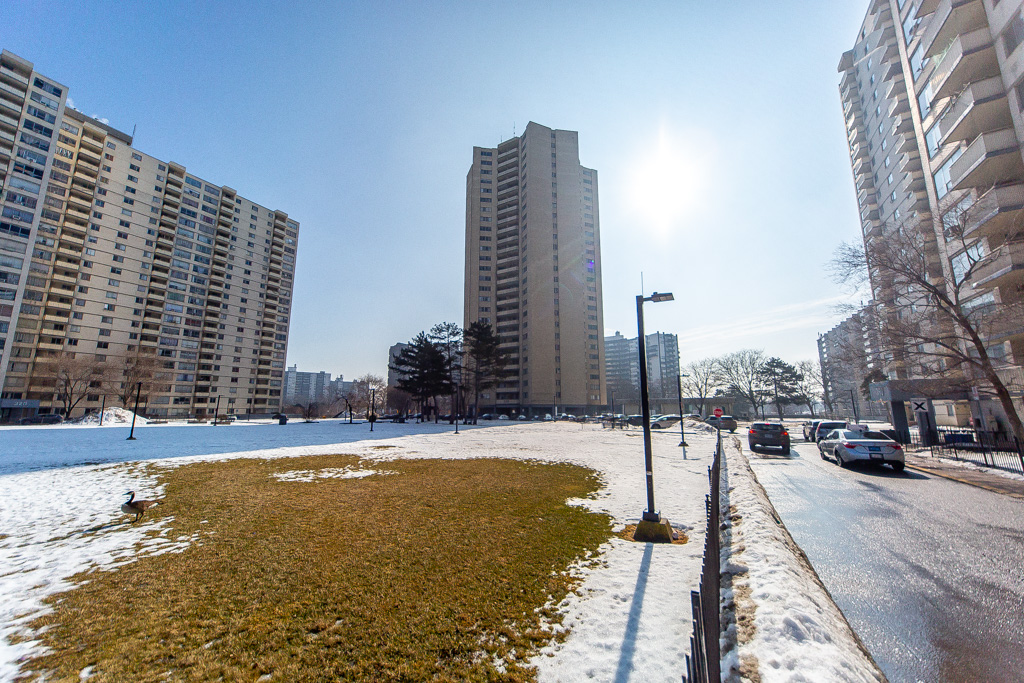 2101-330-dixon-rd-etobicoke-9