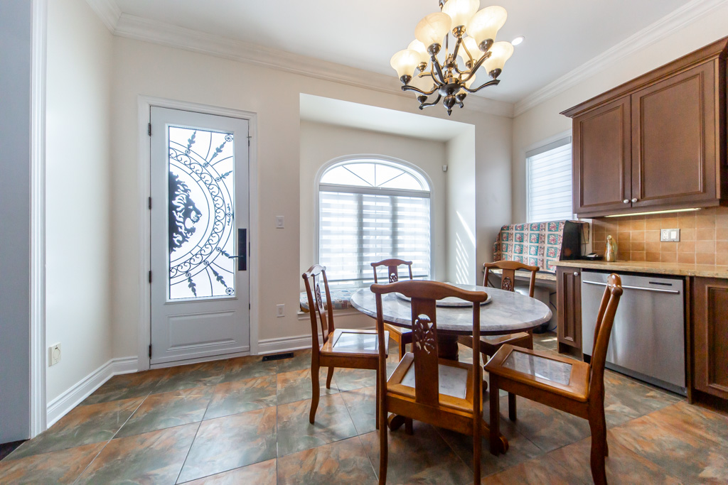 136-manley-ave-stouffville-18