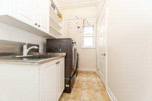 136-manley-ave-stouffville-24