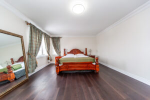 136-manley-ave-stouffville-30