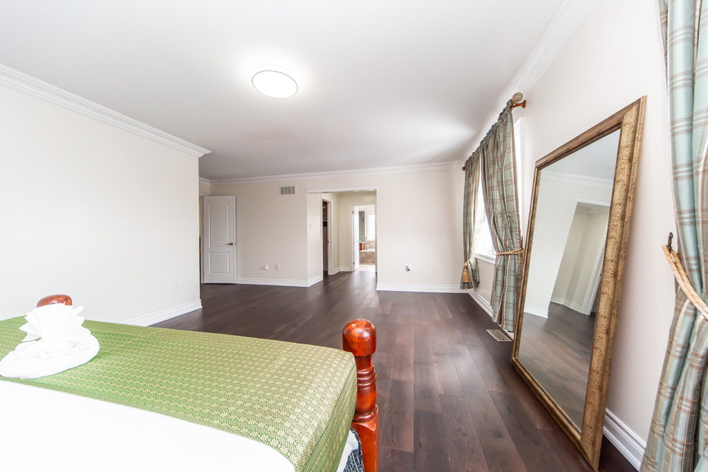 136-manley-ave-stouffville-31