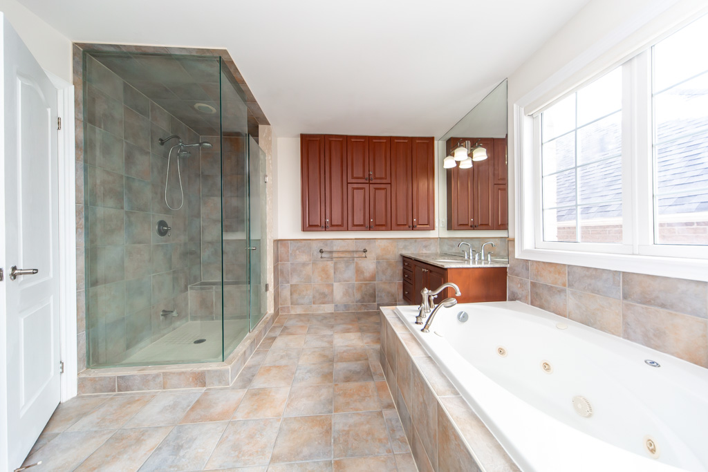 136-manley-ave-stouffville-33