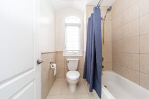 136-manley-ave-stouffville-37