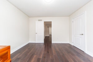 136-manley-ave-stouffville-46