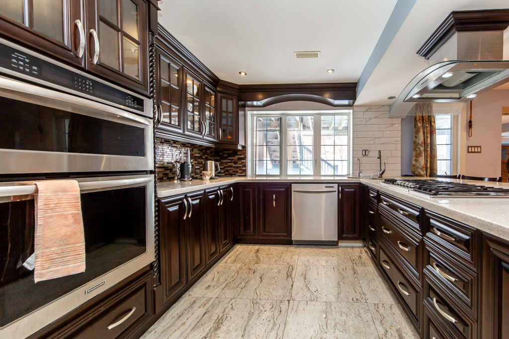 136-manley-ave-stouffville-50