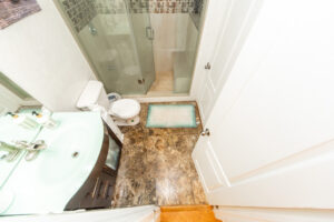 136-manley-ave-stouffville-55