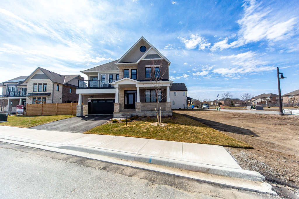 6-100-watershore-dr-hamilton-2