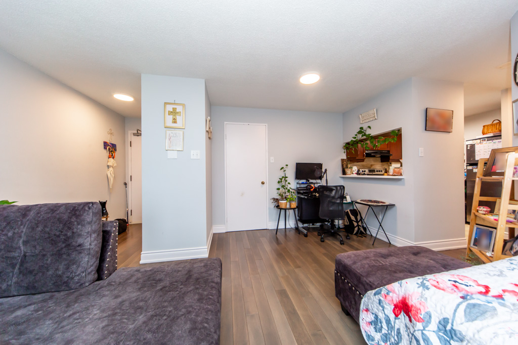 2706-4205-shipp-dr-mississauga-13