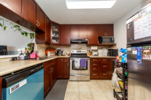 2706-4205-shipp-dr-mississauga-18