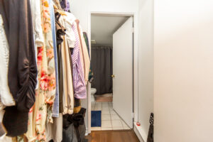 2706-4205-shipp-dr-mississauga-25