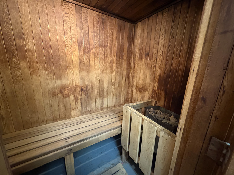 2706-4205-shipp-dr-mississauga-37