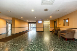 2706-4205-shipp-dr-mississauga-6