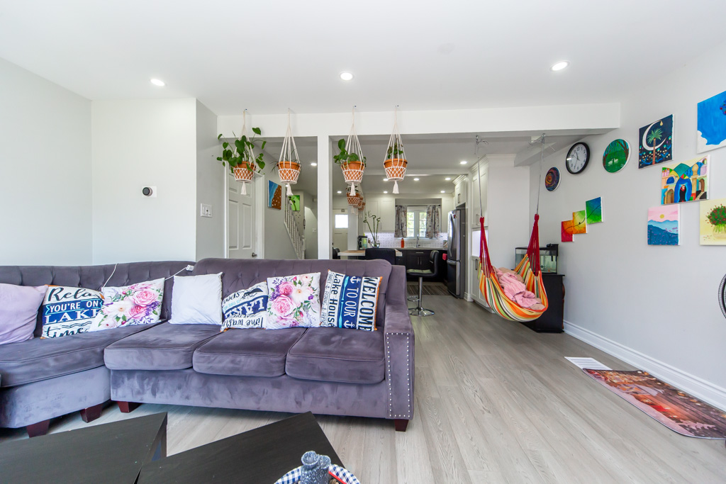 12-greenhills-sq-brampton-14