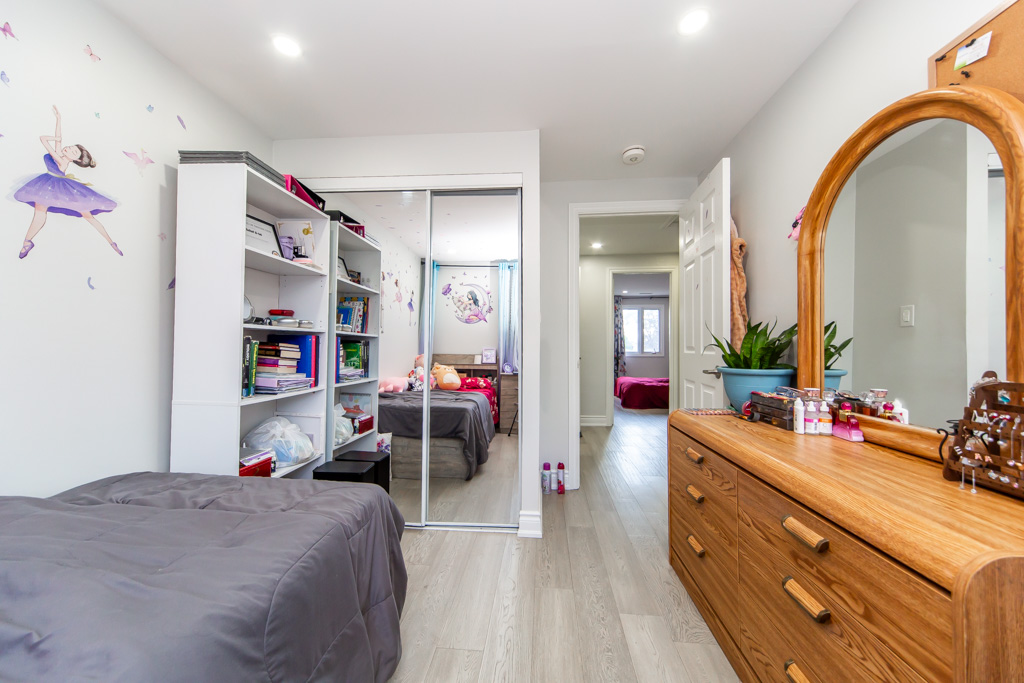 12-greenhills-sq-brampton-33