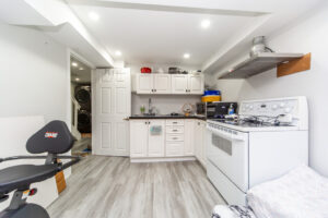 12-greenhills-sq-brampton-42