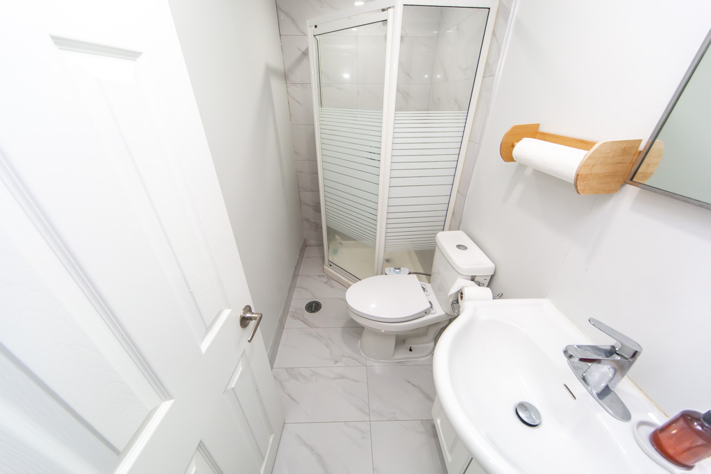 12-greenhills-sq-brampton-47