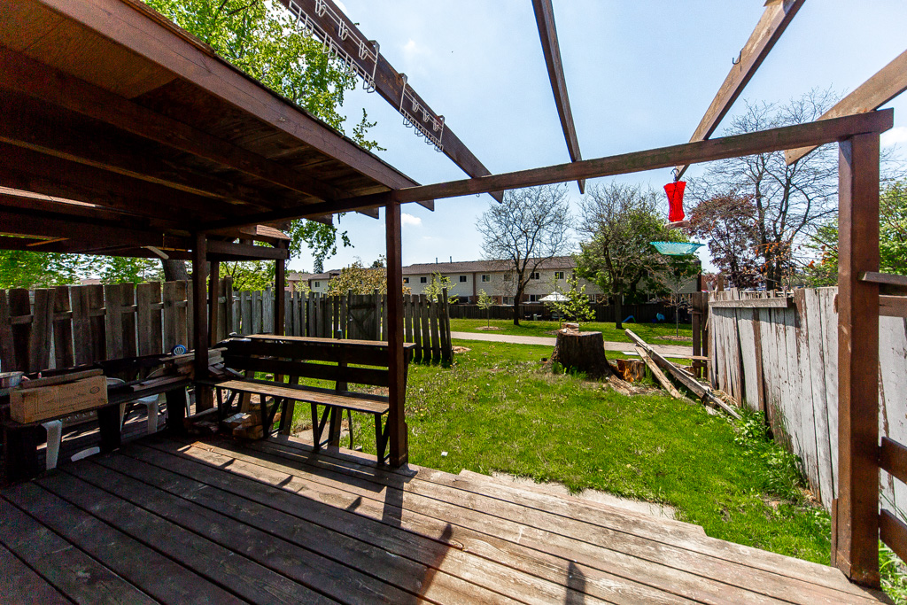 12-greenhills-sq-brampton-53