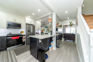 12-greenhills-sq-brampton-8