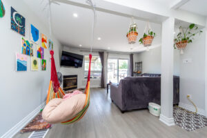 12-greenhills-sq-brampton-9