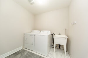 5-hutton-cres-angus-46