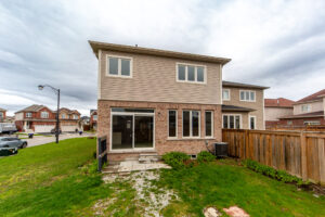 5-hutton-cres-angus-50