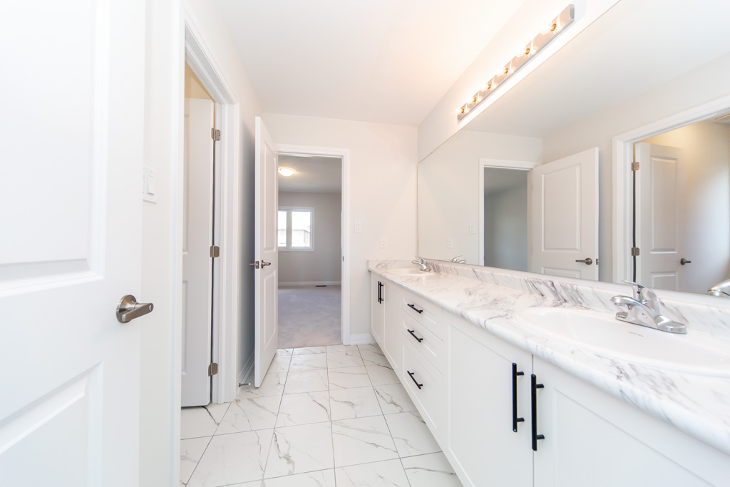 1389-stovell-cres-innisfil-47