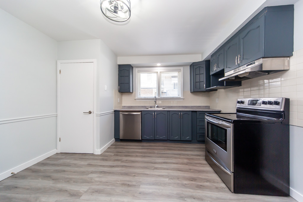 131-west-deane-park-dr-toronto-15